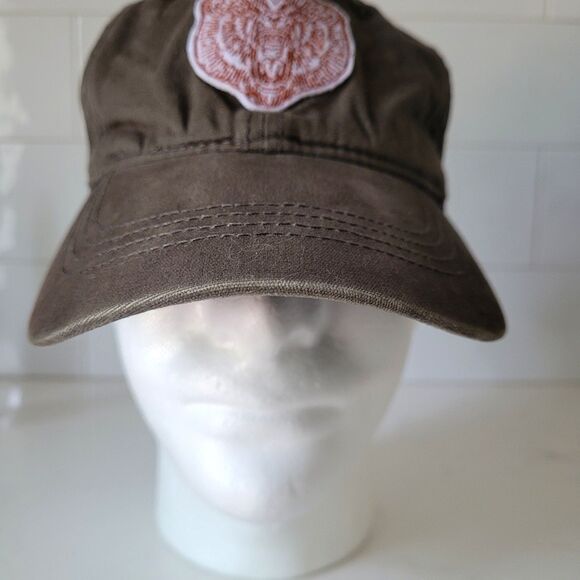 Lucky Brand Bear Head Patch Baseball Cap Hat Distressed One Size FLAW - Picture 8 of 13